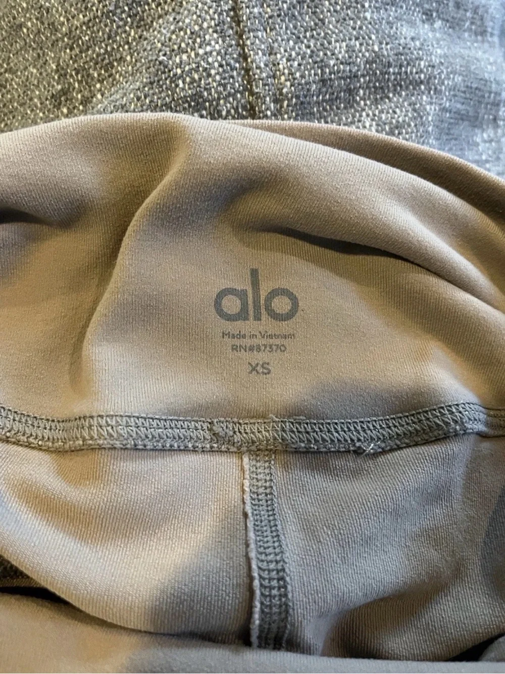 ALO Yoga Women Authentic Activewear Pants Moto Legging High Rise Taupe XS